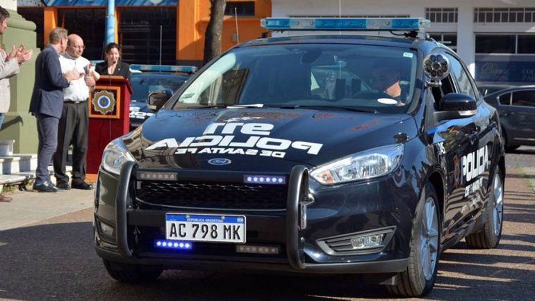 Tenían sexo en un patrullero, los filmaron y los echarán