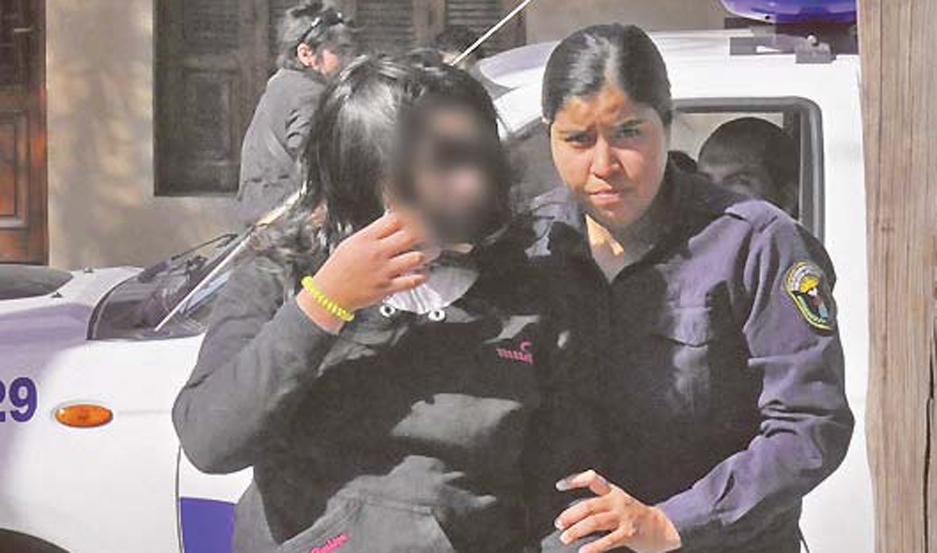 Cobró 3.000 pesos por la violación de su propia hijita