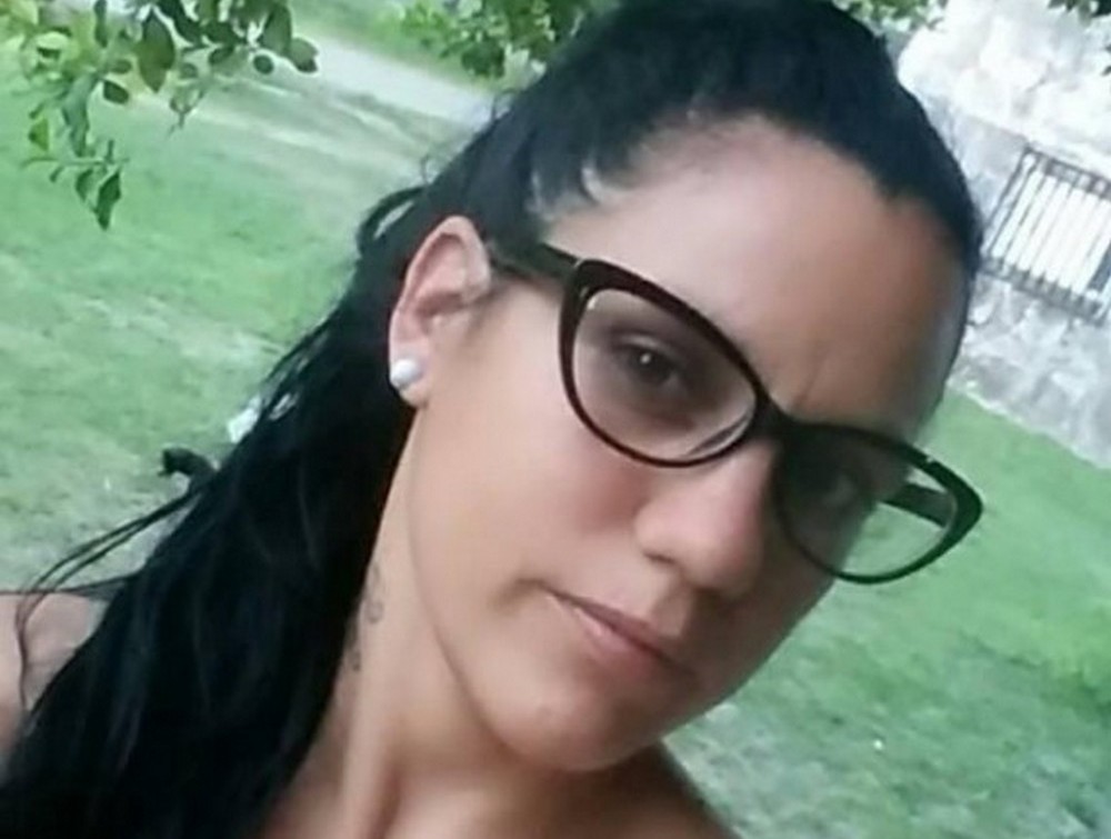 Era el amigo de su hijo, abuso de él y encima lo extorsionó