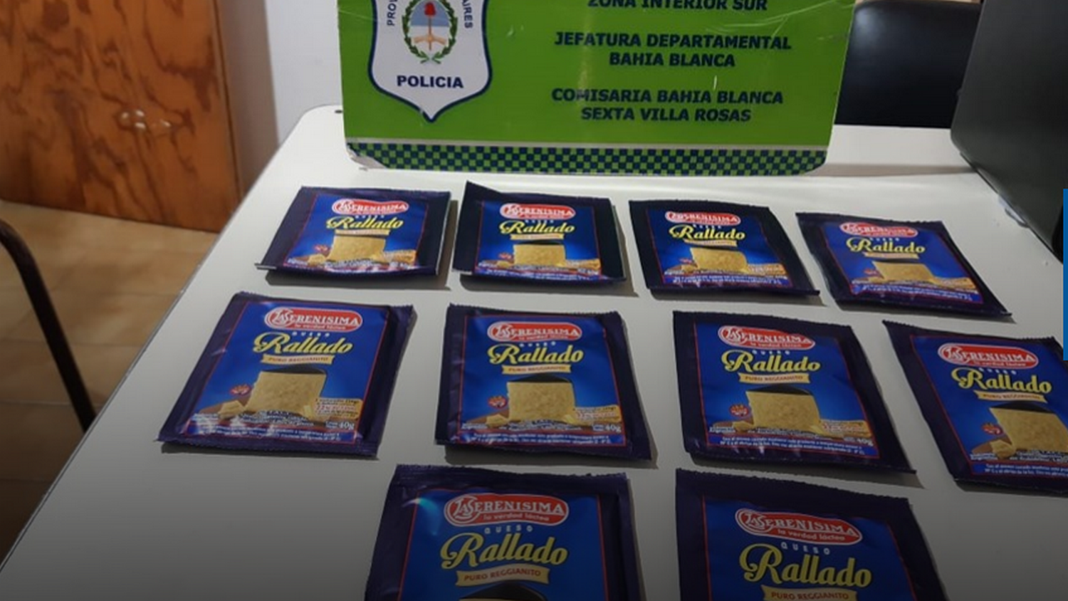 Por 10 sobres de quesos rallados quedó detenido