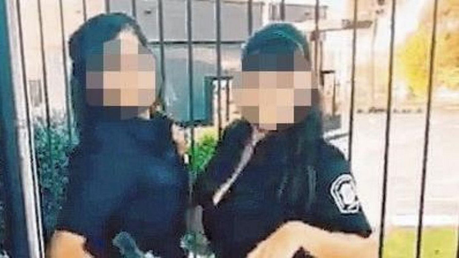 Escándalo en la policía: los echaron por usar Tik Tok