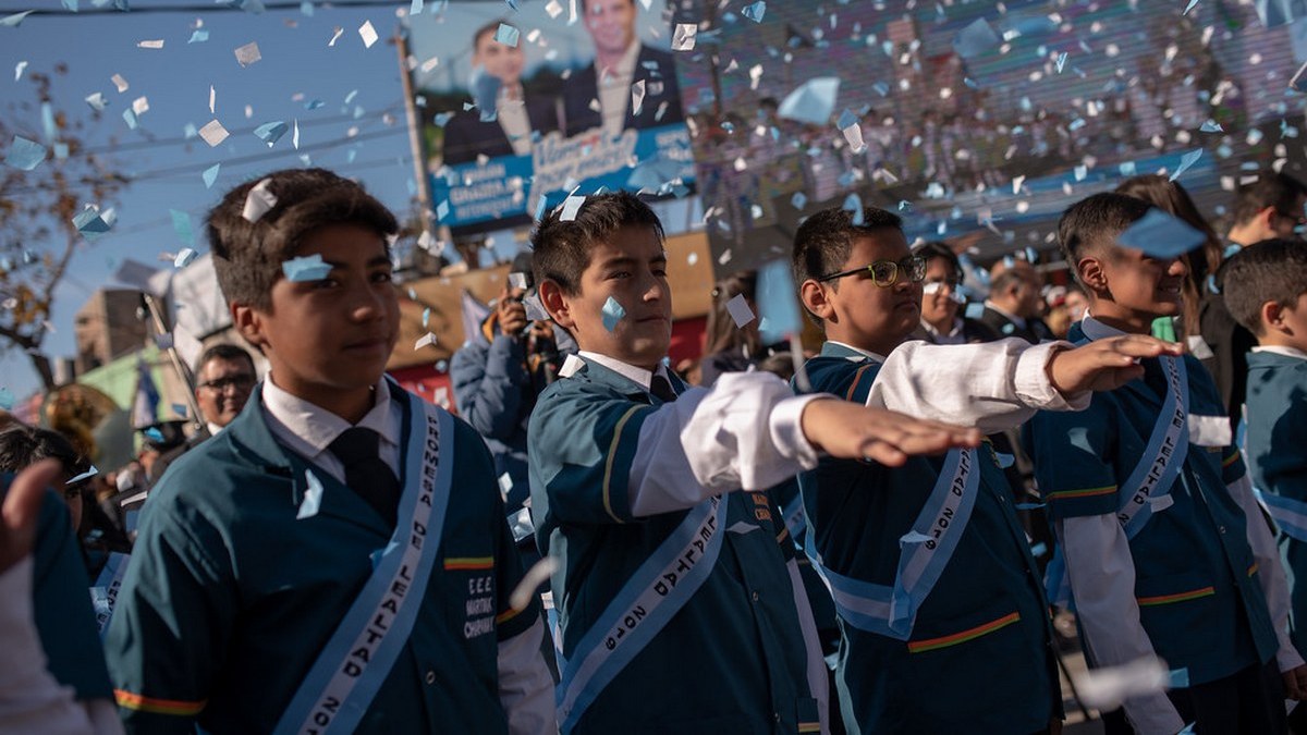 Alumnos sanjuaninos tendrán su promesa a la bandera pero distinta