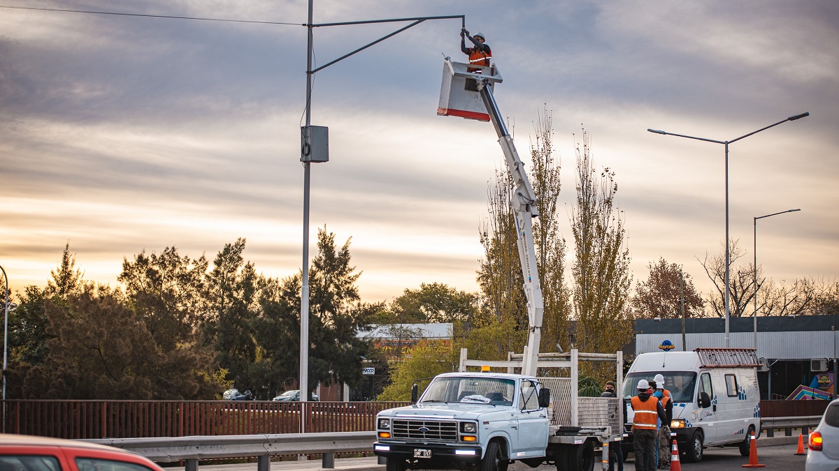 Instalan cámaras de seguridad en la Circunvalación