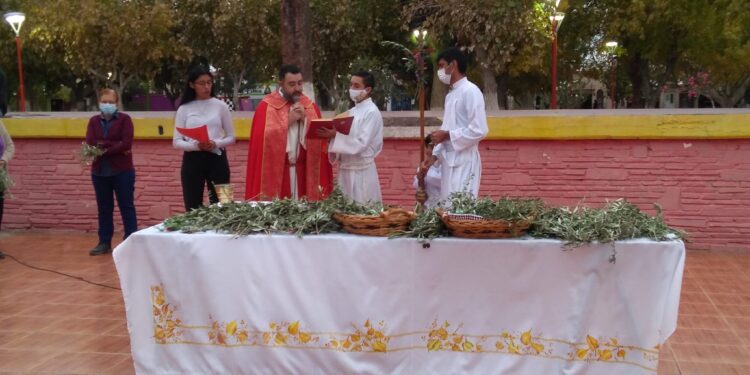 Semana Santa: los horarios de las celebraciones en 25 de Mayo