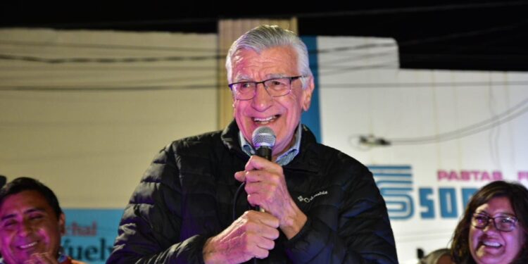 Gioja y Gramajo en una masiva caravana en Jáchal