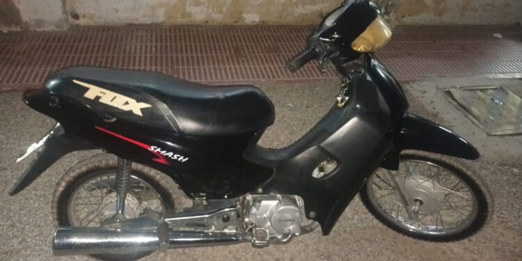 Robó una moto y fue detenido: tiene 16 añitos