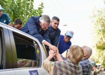 Gioja y Gramajo fueron recibidos en Ullúm y Zonda por sus seguidores