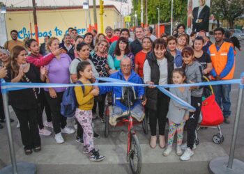 Nueva Iluminación LED de Villa Pueyrredón y un Portal de Ingreso a Villa Obrera