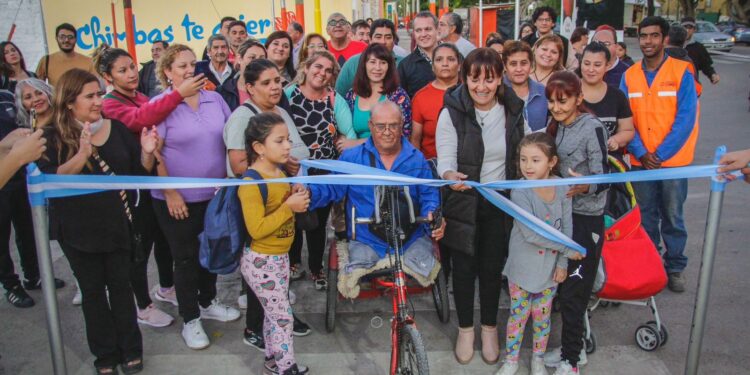 Nueva Iluminación LED de Villa Pueyrredón y un Portal de Ingreso a Villa Obrera