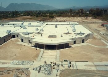 Uñac anunció la inauguración del nuevo hospital de Jáchal