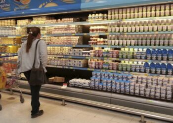 En marzo, una familia necesitó casi $200 mil para no ser pobre