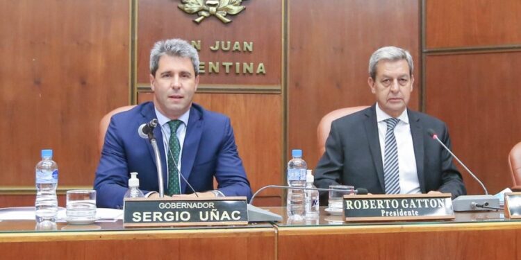 Primera Sesión de Diputados con el Mensaje Anual del Gobernador Uñac