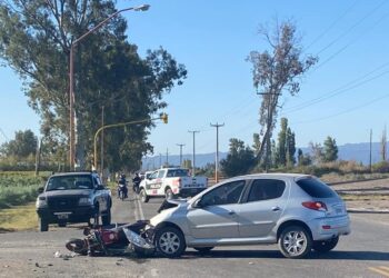 Fuerte colisión en Ruta 270: el motociclista terminó en hospital gravemente herido