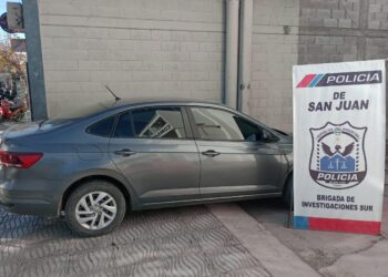 Encontraron un auto que tenía pedido de secuestro en Buenos Aires