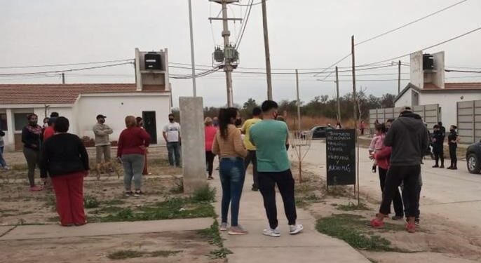 Encuentran a una joven sin vida: investigan si fue femicidio