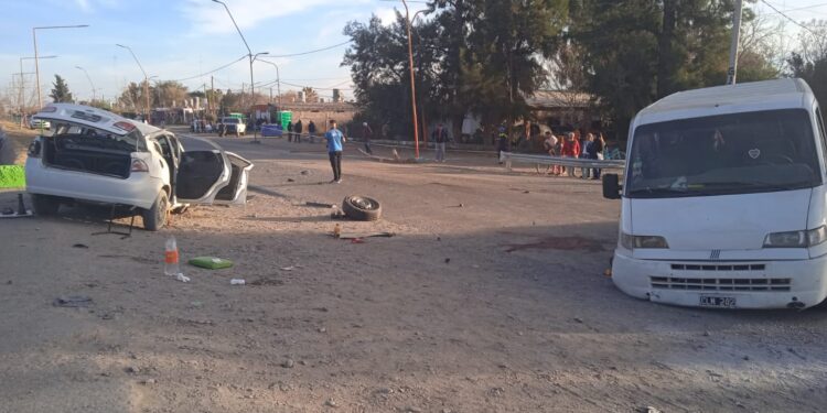 Grave accidente en 25 de Mayo: una familia sufrió graves heridas