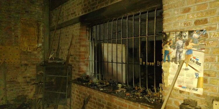 Conocido taller metarlúgico sufrió pérdidas tras un incendio