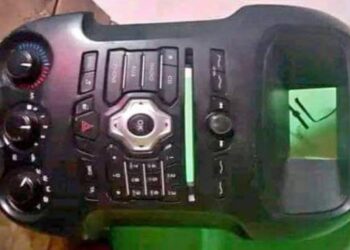 Robó un costoso estéreo y lo ofreció en Facebook: fue detenido al intentar venderlo