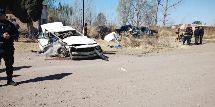Accidente fatal: una mujer de 56 años murió al colisionar dos vehículos