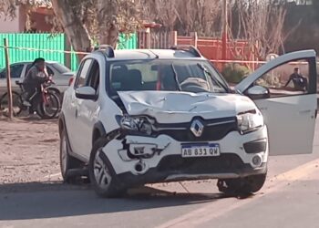 Accidente fatal: un motociclista murió tras ser embestido por automóvil