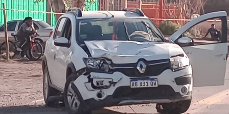 Accidente fatal: un motociclista murió tras ser embestido por automóvil