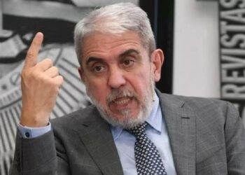 Aníbal Fernández: “La idea de Javier Milei en salud y educación es insostenible”