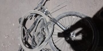 Accidente fatal: un joven murió tras ser atropellado por una camioneta