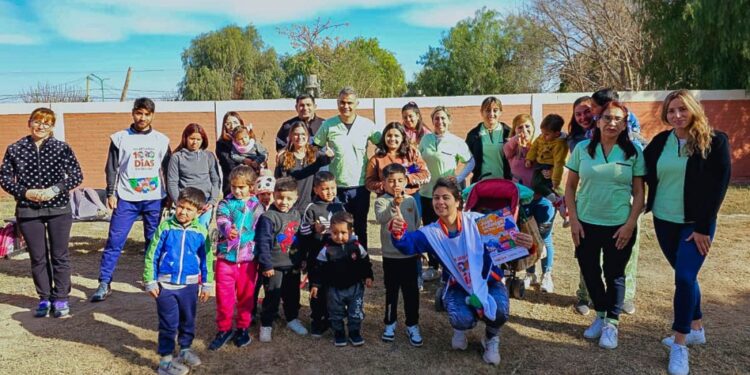 25 de Mayo: Los niños y niñas de Casuarinas disfrutaron de juegos y lecturas