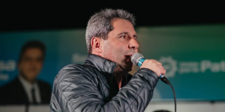 El gobernador y precandidato a senador abrió el Comando Central Chimbas