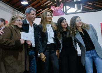 El gobernador Sergio Uñac entregó más de 200 jubilaciones