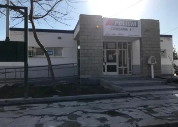 Encuentran a menores de 14 y 16 años robando un kiosco en el centro de 9 de julio