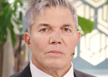 Llega Fernando Burlando a San Juan a tomar participación en una demanda contra una prestadora de salud