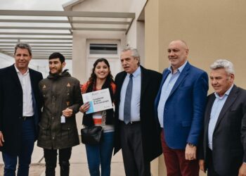 El presidente Alberto Fernández estuvo en San Juan y con el gobernador Uñac entregaron 788 viviendas