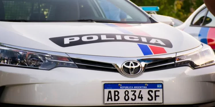 Accidente y vuelco en Ullúm: una chilena perdió el control de su vehículo y volcó