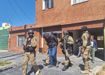 Detienen en San Luis a banda de mecheros que robaron en comercios de San Juan