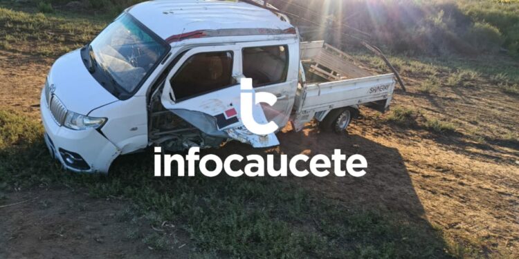 Violento vuelco en 25 de Mayo: perdió el control de su camioneta y volcó en la Ruta 270