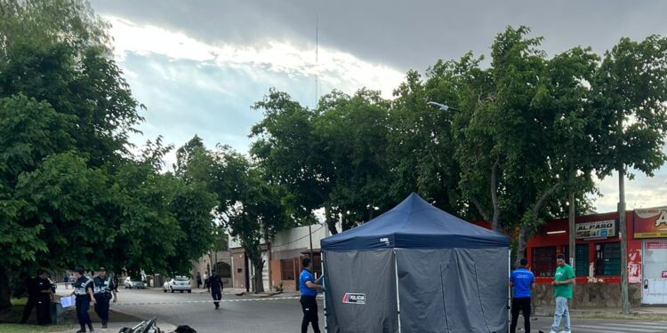 Identificaron a la mujer motociclista que falleció tras ser atropellada por un auto