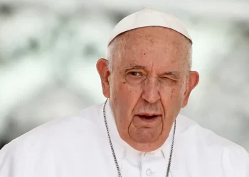 El Papa se mostró abierto a bendecir los matrimonios entre personas del mismo sexo
