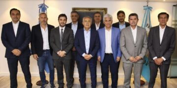 Orrego planteó ante Milei el recorte en la obra pública, impuesto a las ganancias y retenciones