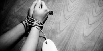 Violó al hijo de su ex y le dejó graves secuelas psicológicas : Le dieron 10 años de prisión