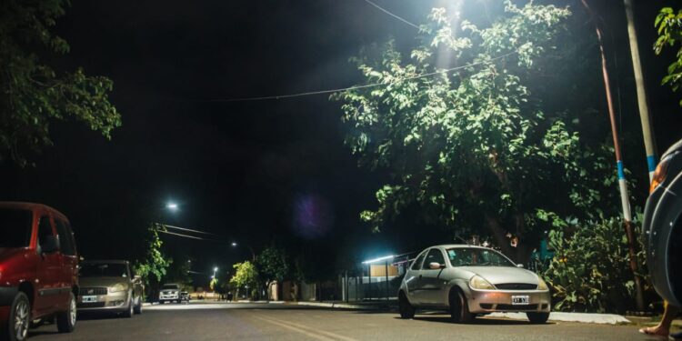 Rawson: inauguraron contenedores, obras y luminaria LED en el Barrio Marcó