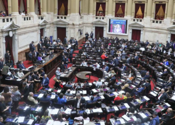 Ley Ómnibus: habrá cuarto intermedio y la sesión podría durar 35 horas