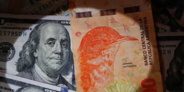 El dólar blue continúa en alza y en San Juan supera los $1.100