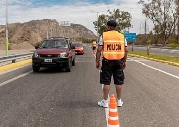 La multa por circular sin RTO cuesta $242,250