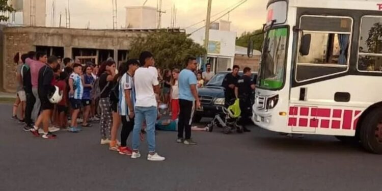 Pasajeros de la Red Tulum atraparon a un delincuente