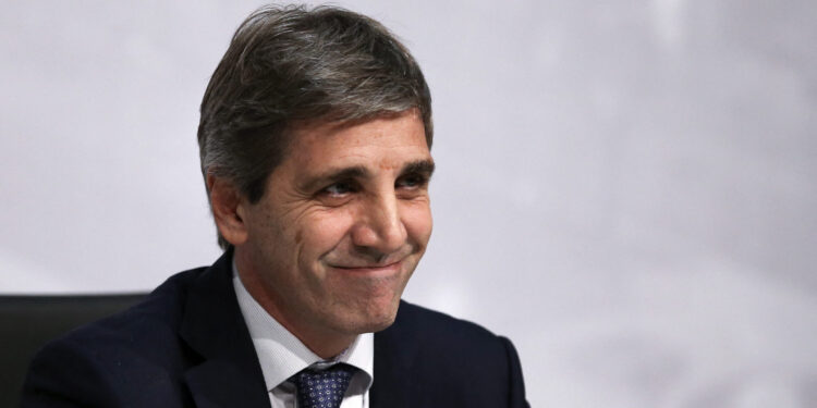 El Salario Mínimo Vital y Móvil será $180.000 para febrero y $202.800 desde marzo