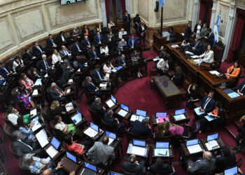 La pelea de Milei con los gobernadores impactó en el Senado y el DNU que desreguló la economía podría ser rechazado
