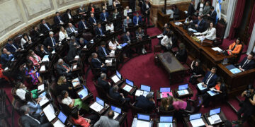 La pelea de Milei con los gobernadores impactó en el Senado y el DNU que desreguló la economía podría ser rechazado