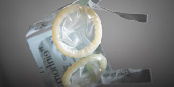 El 98% de las nuevas infecciones de VIH son por relaciones sexuales sin profilácticos