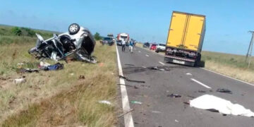 Murieron cinco personas por un choque en una ruta